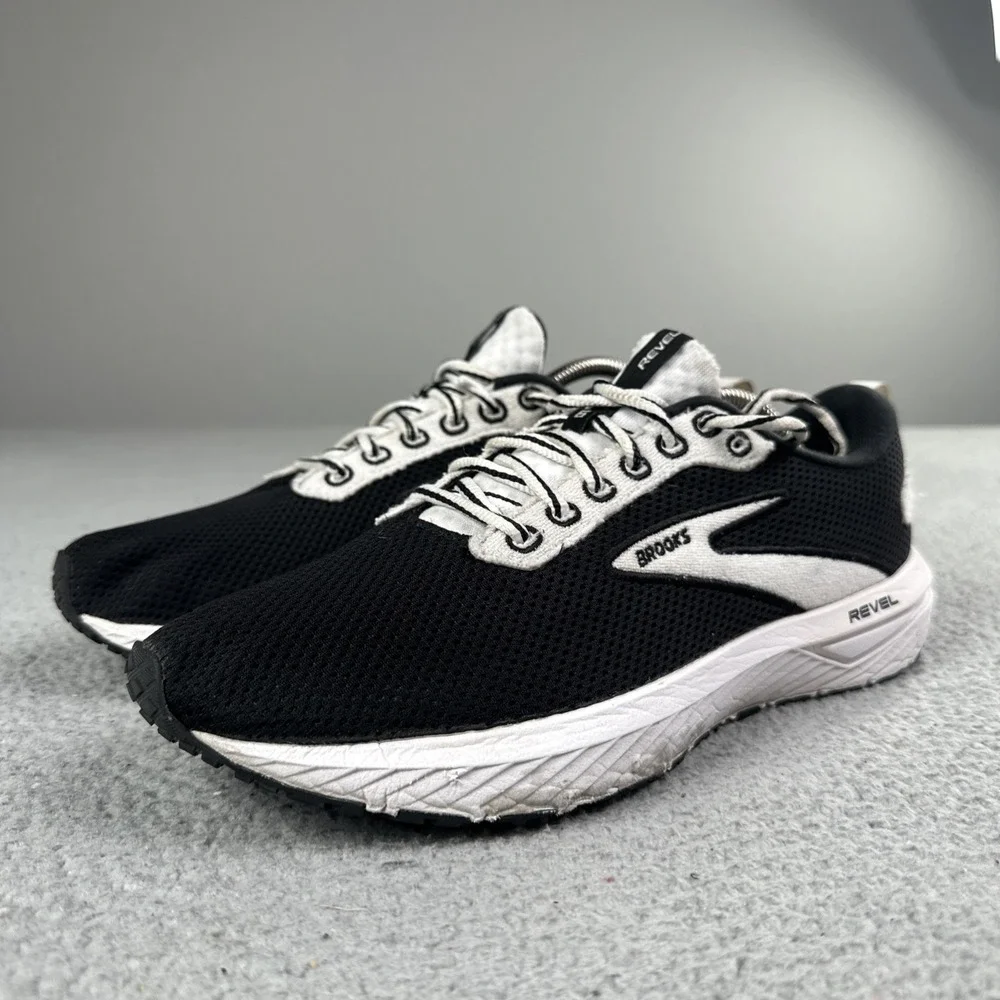 Brooks Revel 6 Men Running Shoes 10 Black White Sneakers 1103981D087